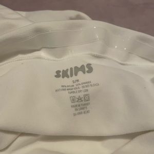 Skims never worn shape wear core control